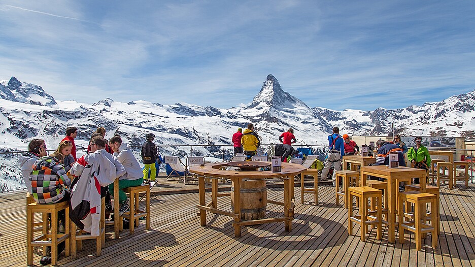 Viele Touristen, aber Angestellte finden kaum Wohnraum: Mit diesem Problem kämpft nicht nur Zermatt (VS).