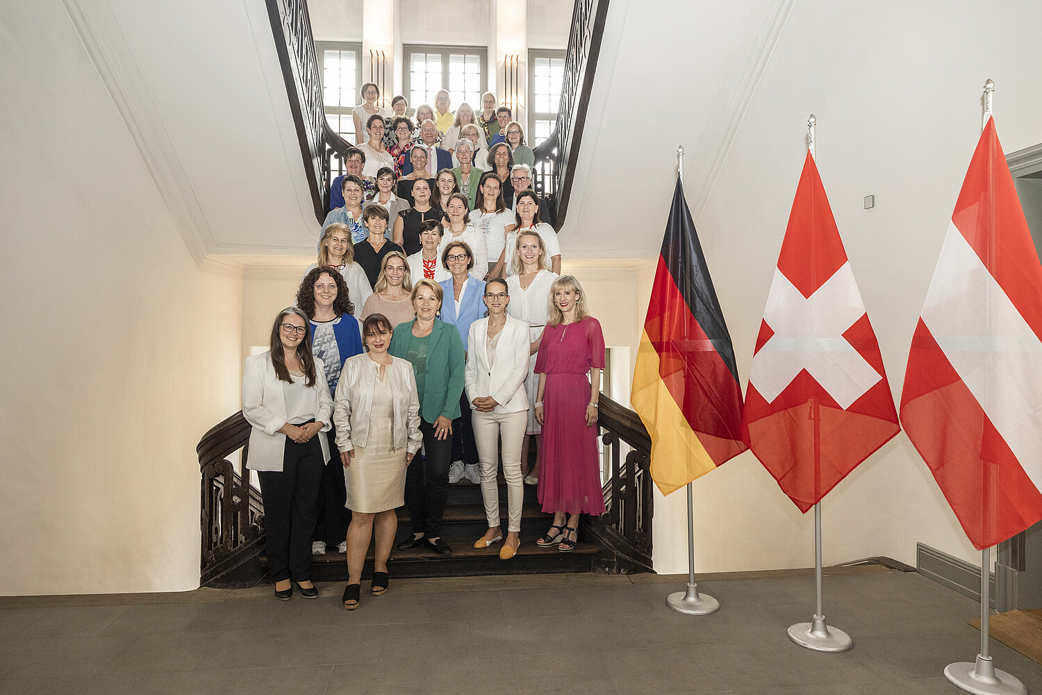 Gemeindevorsteherinnen aus Deutschland, Österreich und der Schweiz versammelten sich im Juni in Schaffhausen zur dritten internationalen Bürgermeisterinnenkonferenz.